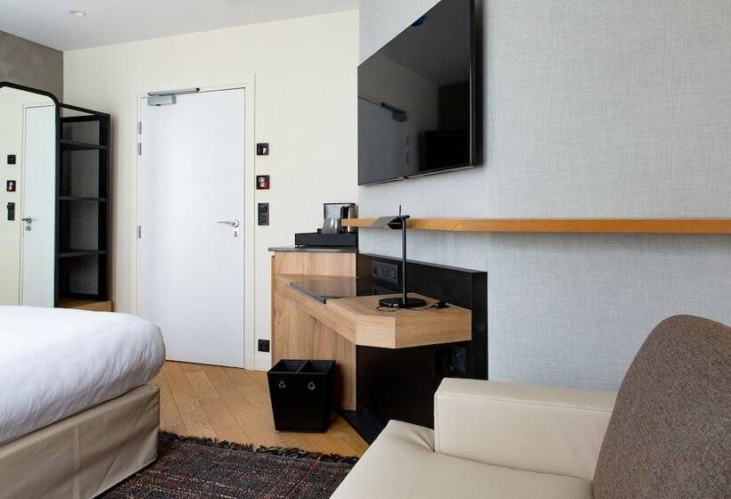 Chambre Triple Standard, Maison Mère