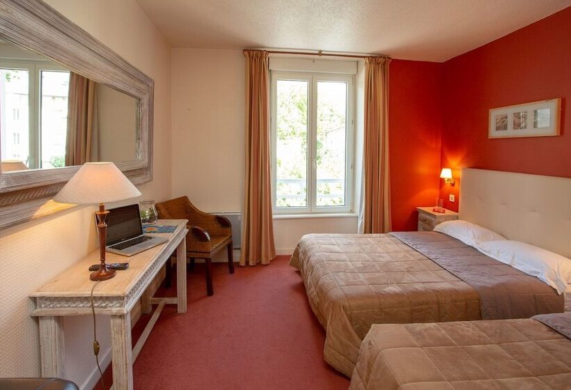 스탠다드 트리플 룸, Providence