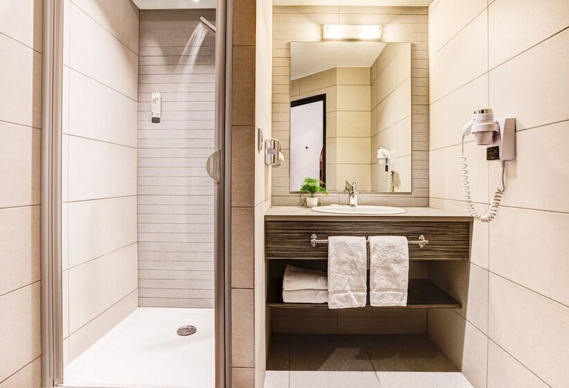 Номер Комфорт, Republik