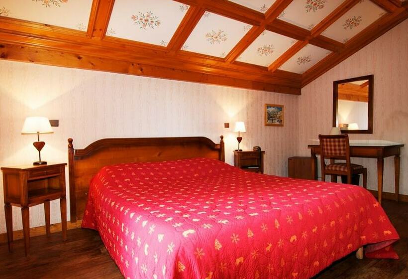 חדר סטנדרט לשלושה, Citotel Les Pres Du Rosay