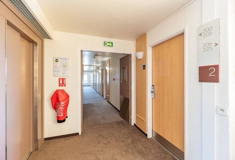 Номер Стандарт, B&b Hotel Lyon Eurexpo Bron