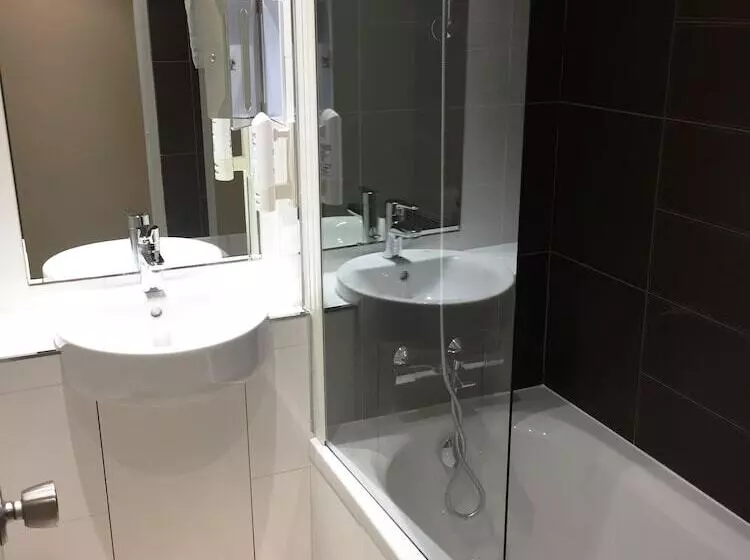 Standard-huone, Hôtel Inn Design Paris Saint Quentin