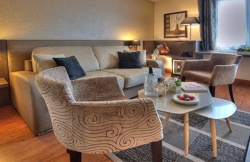Suíte Júnior, Best Western Plus  Elixir Grasse