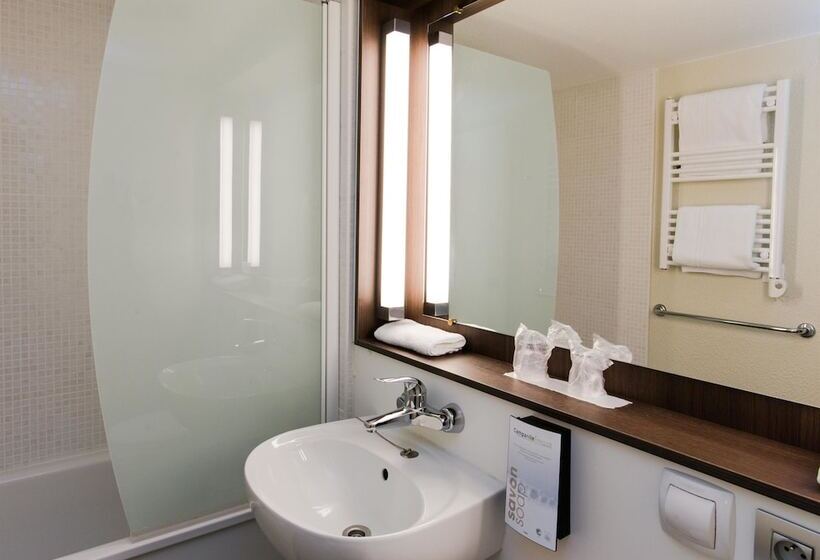 Номер Стандарт, Campanile Agen