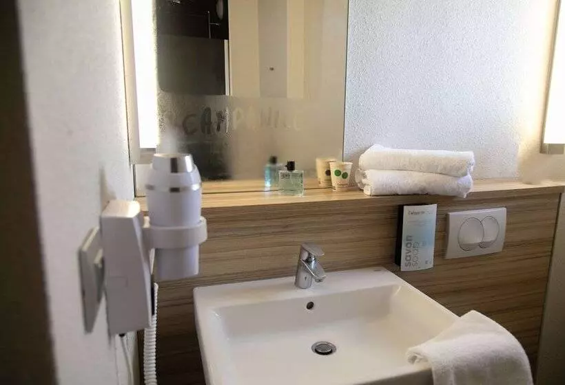 اتاق استاندارد با تخت دوبل, Campanile Toulouse  Blagnac Aeroport