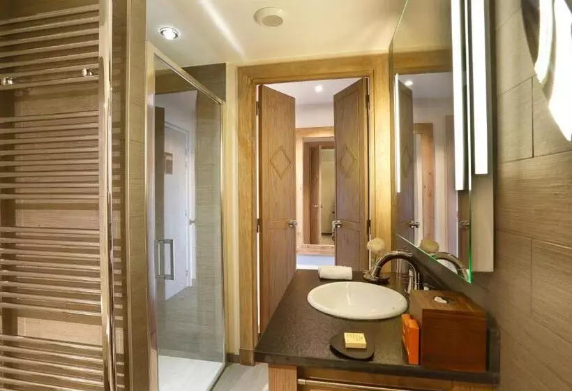 ジュニアスイート, Chalet Hôtel La Mainaz Restaurant & Resort