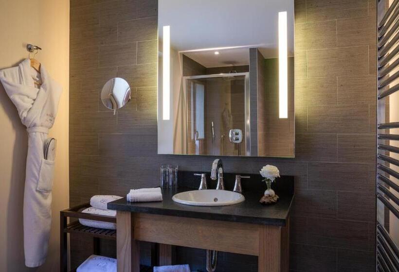 バルコニー付きスタンダードルーム, Chalet Hôtel La Mainaz Restaurant & Resort