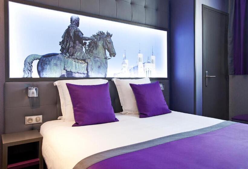 Pokój Klasyczny, Des Savoies Lyon Perrache