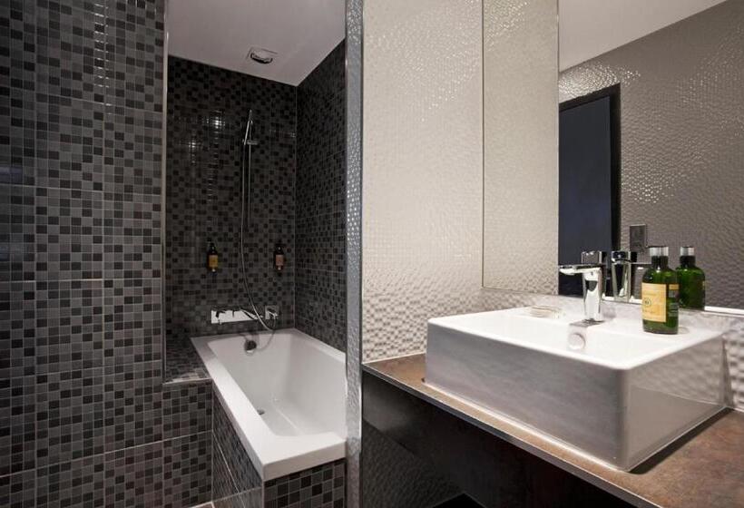 Pokój Superior, Des Savoies Lyon Perrache