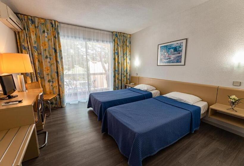 חדר סטנדרט, Du Port