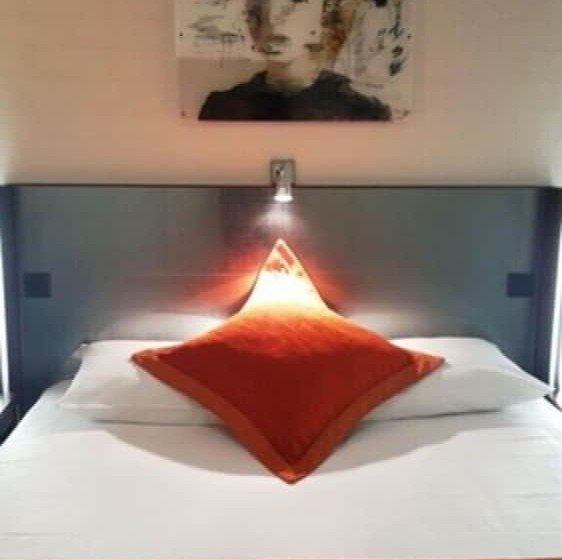 스탠다드 룸, Europole