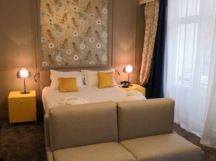 חדר דלוקס, Grand Hotel Bellevue   Grand Place