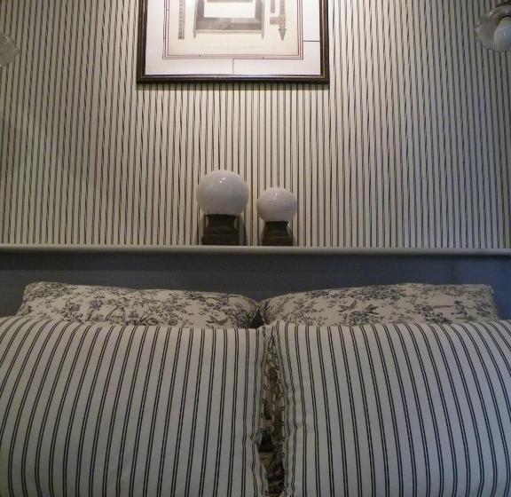 コンフォートルーム, Hôtel Diderot