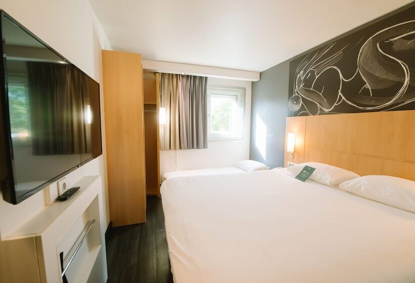 Номер Стандарт Трехместный, Ibis Avignon Centre Gare