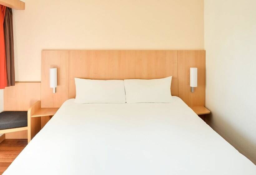 Номер Стандарт Трехместный, Ibis Avignon Centre Gare