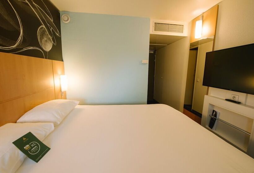 Номер Стандарт Трехместный, Ibis Avignon Centre Gare