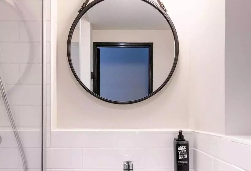 اتاق استاندارد, Ibis La Rochelle Vieux Port