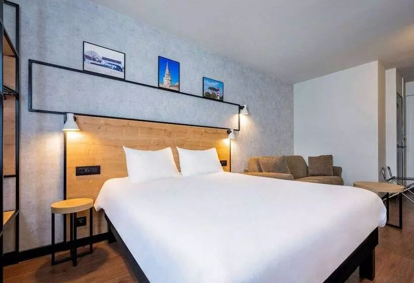 اتاق پرمیوم, Ibis La Rochelle Vieux Port Centre