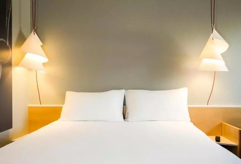 ダブルベッドスタンダードルーム, Ibis Montélimar Nord