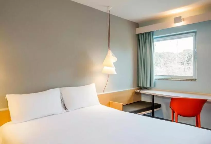 ダブルベッドスタンダードルーム, Ibis Montélimar Nord