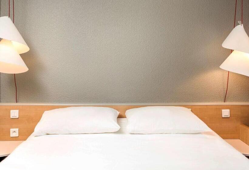 标准间带双人床, Ibis Montélimar Nord