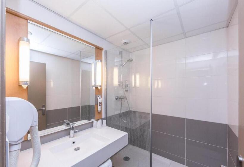 家庭间, Ibis Montélimar Nord