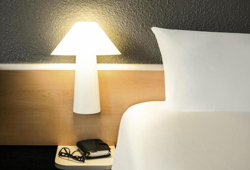 غرفة سوبيريور مزوَّدة بتراس, Ibis Montélimar Nord