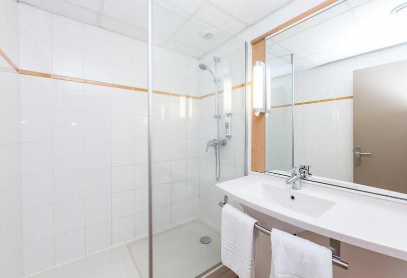 غرفة سوبيريور مزوَّدة بتراس, Ibis Montélimar Nord