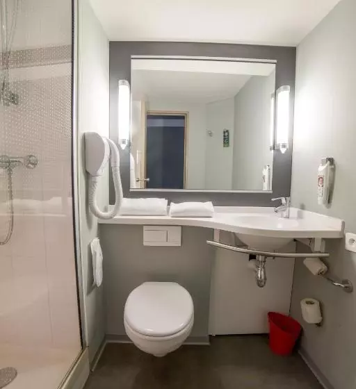 اتاق استاندارد سه نفره, Ibis Nice Aéroport Promenade Des Anglais