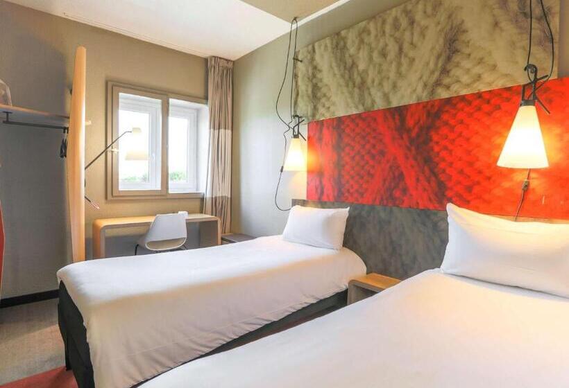 Номер Стандарт, Ibis Saint Etienne  La Terrasse