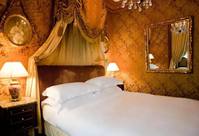 Chambre Standard, L Hôtel