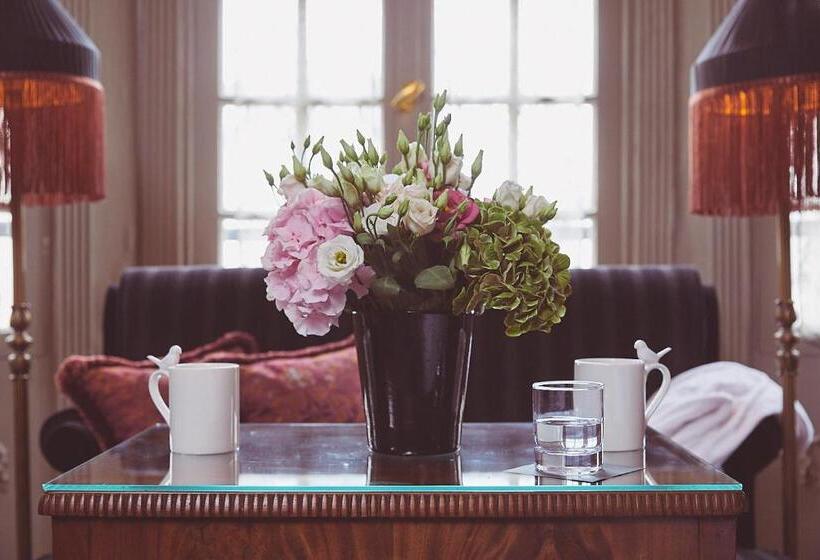 デラックスルーム, L Hôtel