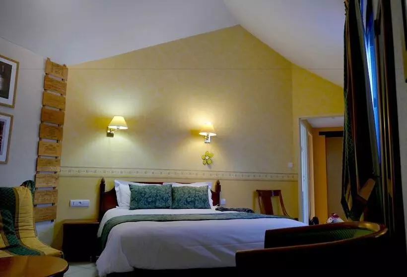 スーペリアールーム, Logis Hotels Le Champalud Restaurant La Citadelle