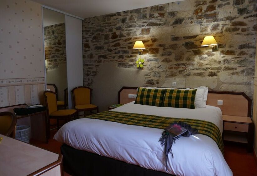 Номер Стандарт, Logis Hotels Le Champalud Restaurant La Citadelle