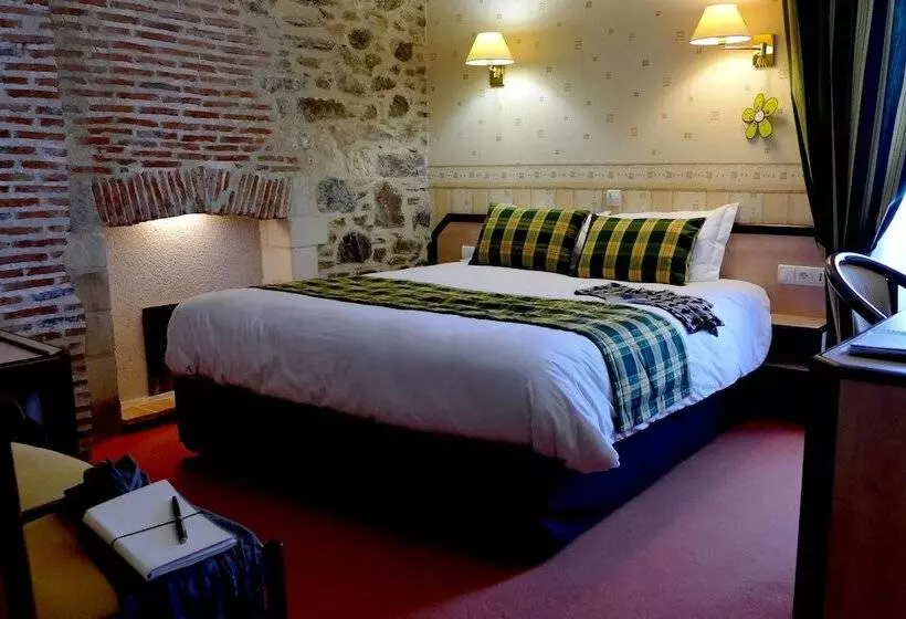 スタンダードルーム, Logis Hotels Le Champalud Restaurant La Citadelle