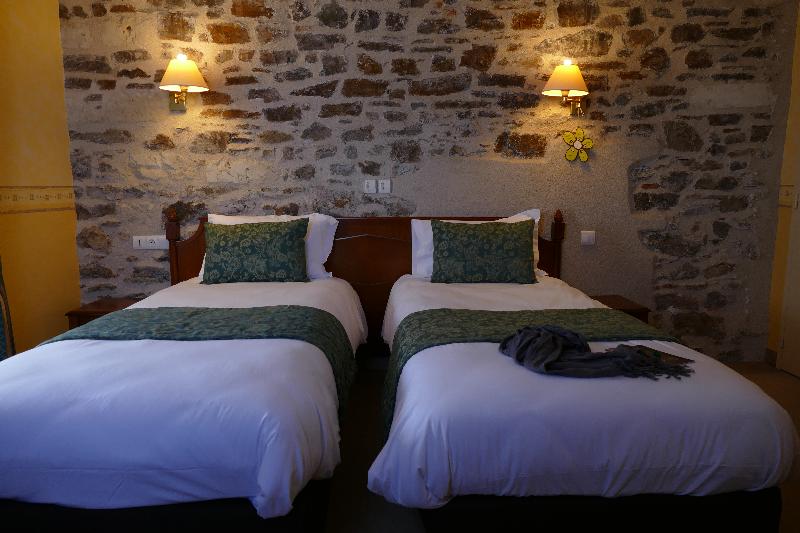 غرفة قياسية, Logis Hotels Le Champalud Restaurant La Citadelle