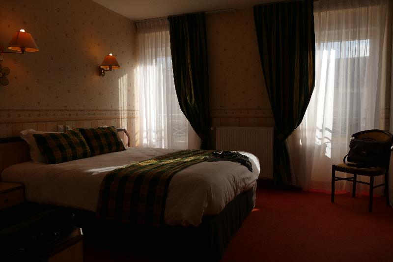 Номер Стандарт, Logis Hotels Le Champalud Restaurant La Citadelle