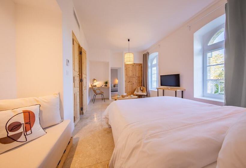 חדר סטנדרט, Moulin De La Roque