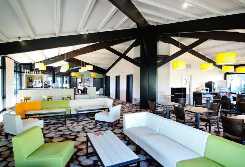 Семейный Номер, Relais Fasthotel Port Lauragais