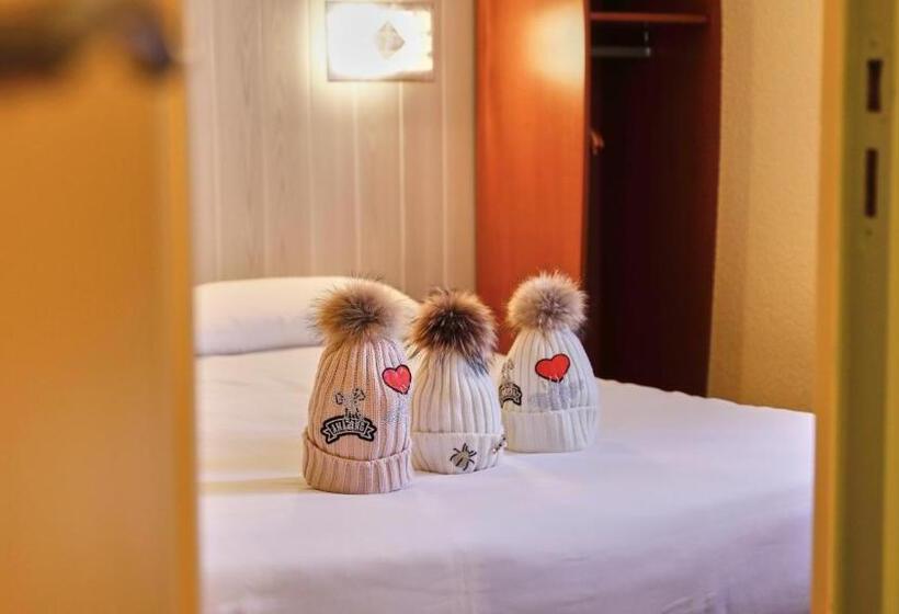 Номер Стандарт, Brit Hotel Chambery