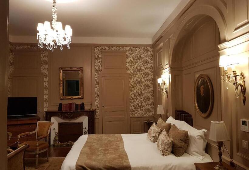 주니어 스위트, Château De Lalande   Teritoria   Périgueux