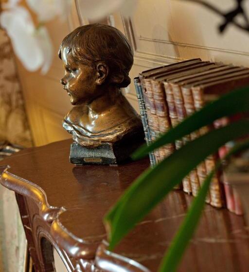 주니어 스위트, Château De Lalande   Teritoria   Périgueux