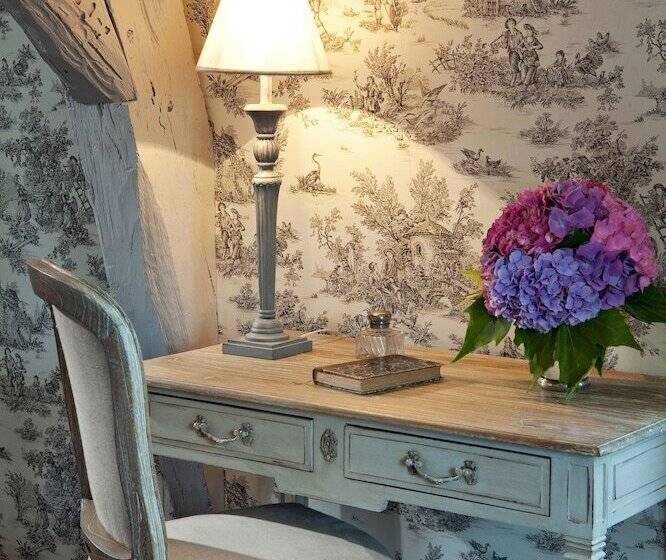 스탠다드 룸, Château De Lalande   Teritoria   Périgueux