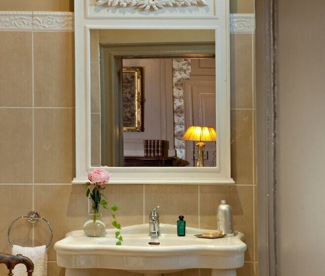 스탠다드 룸, Château De Lalande   Teritoria   Périgueux