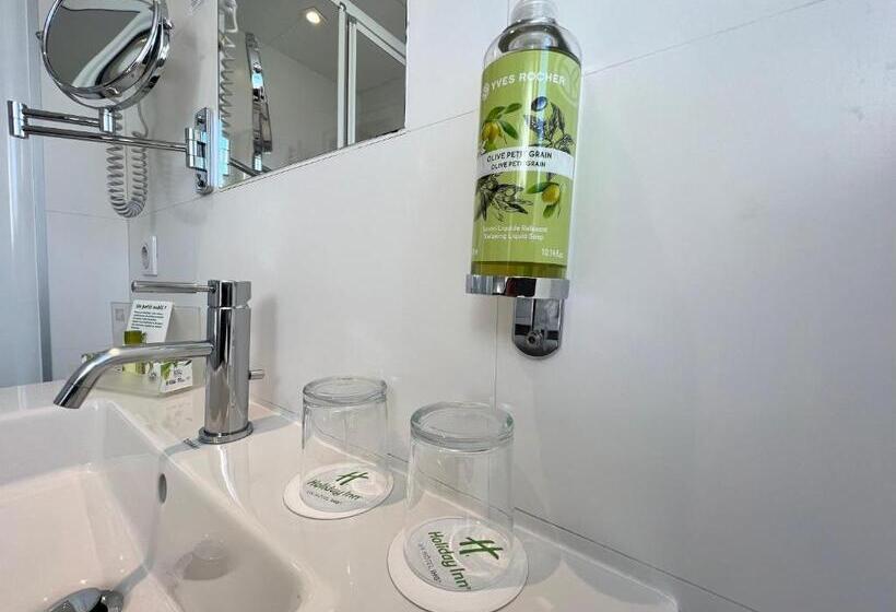 اتاق استاندارد با تخت بزرگ, Holiday Inn Paris Auteuil, An Ihg