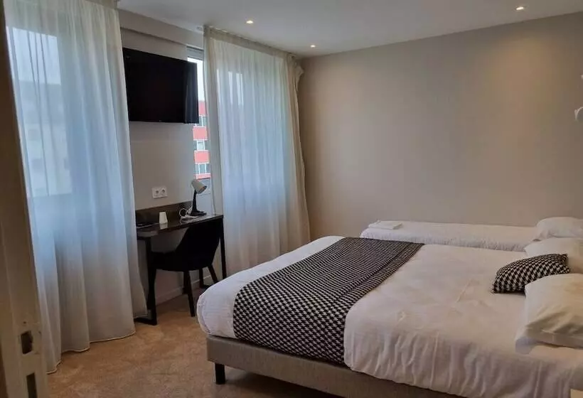 スタンダードトリプルルーム, Hôtel D’angleterre Rouen Centre