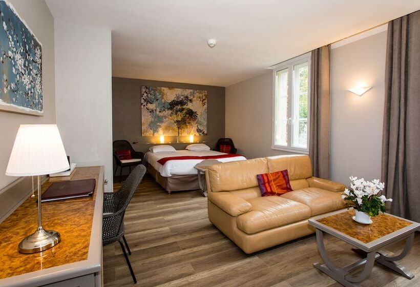 주니어 스위트, Les Ursulines