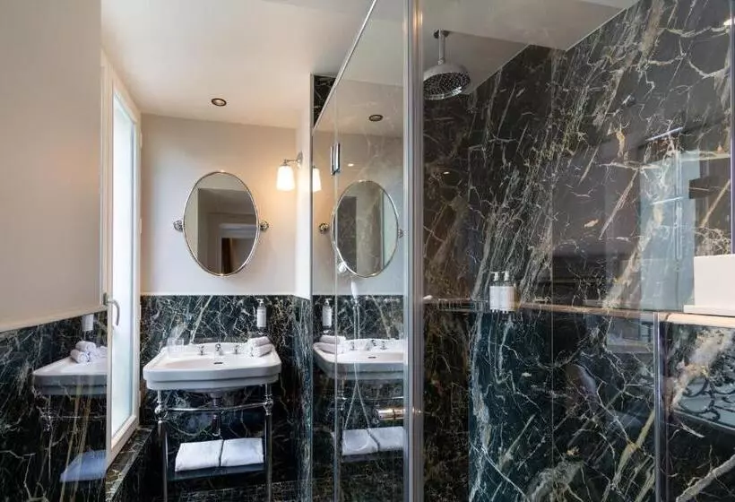 Standard-huone Pääsy Spa-tilaan, Hôtel & Spa Napoléon