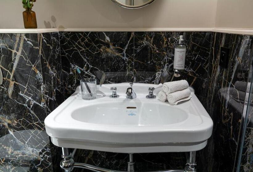 Номер Deluxe, Hôtel & Spa Napoléon