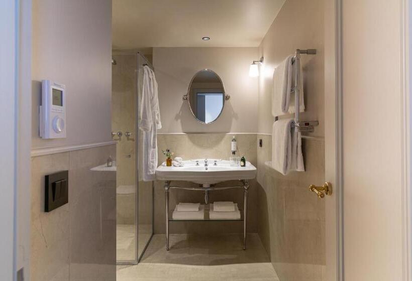 סוויטה עם טרסה, Hôtel & Spa Napoléon